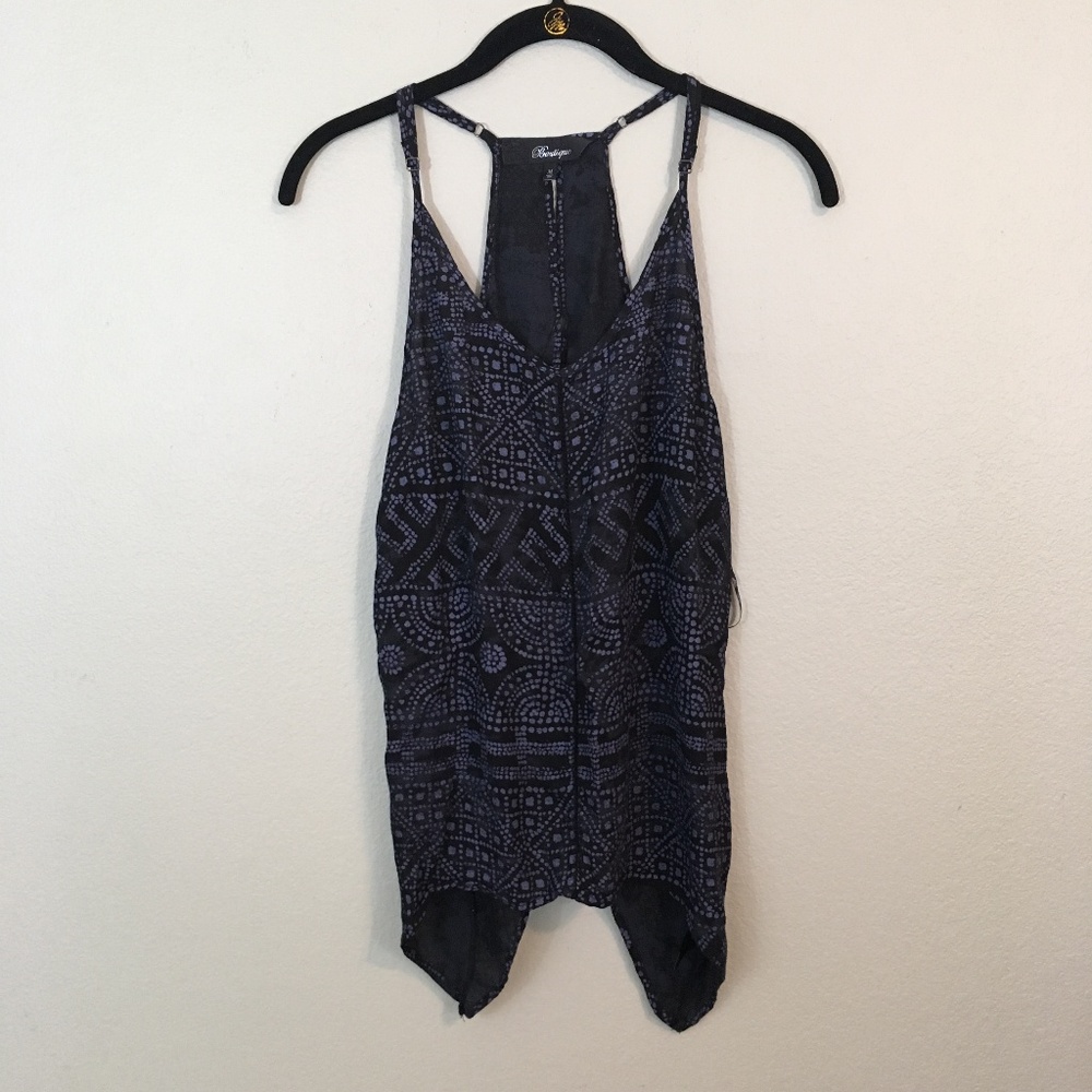 BKE Boutique Semi-Sheer Shark-bite Top, Sz Medium